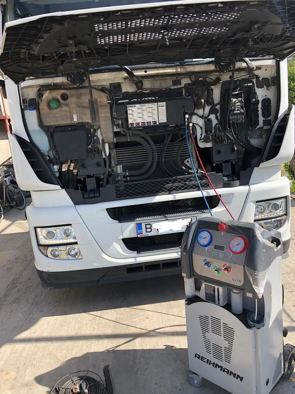 Întreținere camion